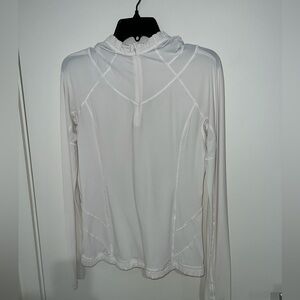 Women's White Long-Sleeve Hooded lululemon Performance Top